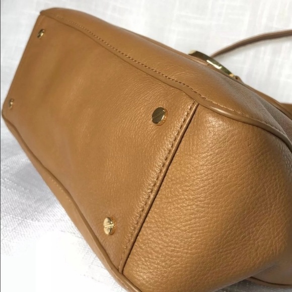 Tory Burch Pebble leather crossbody - Picture 4 of 8